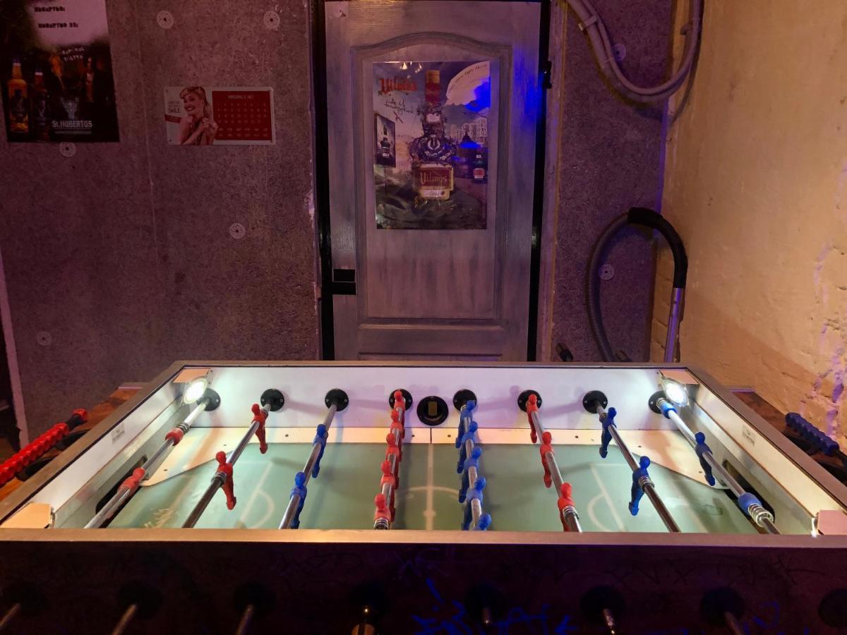Whole Basement Former Pub2 For Stag Do, Men'S Cave 布达佩斯 外观 照片